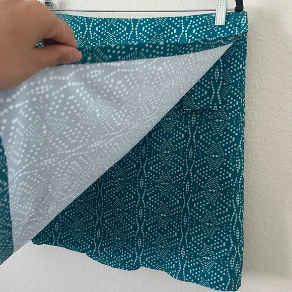 RipSkirt Hawaii Sz L Teal Blue Batik Wrap Skirt Length 2 Quick Dry Active - Picture 5 of 10